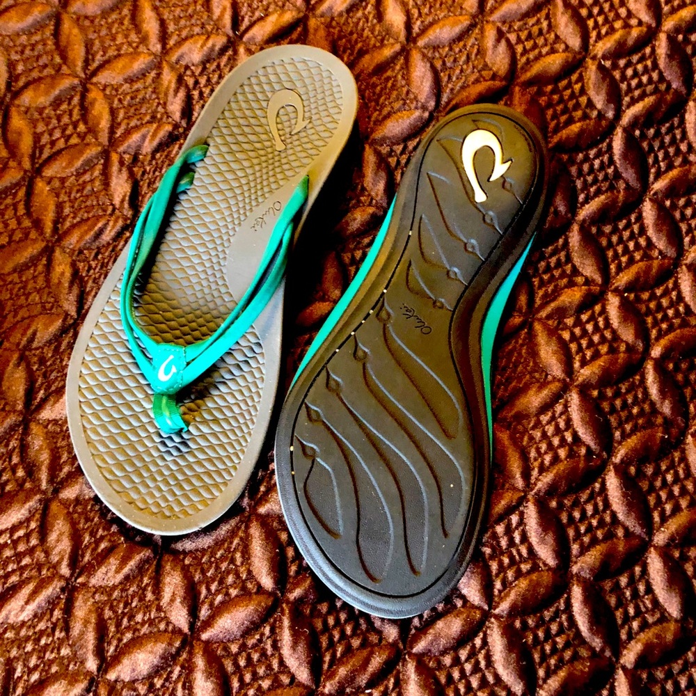 Olukai flip flops